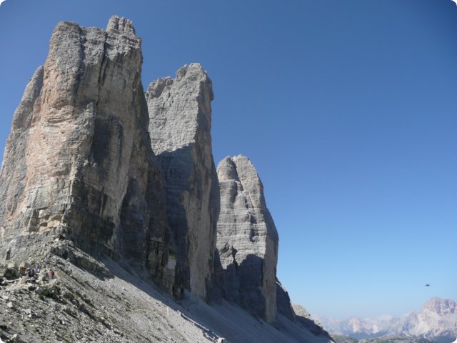 425.jpg
